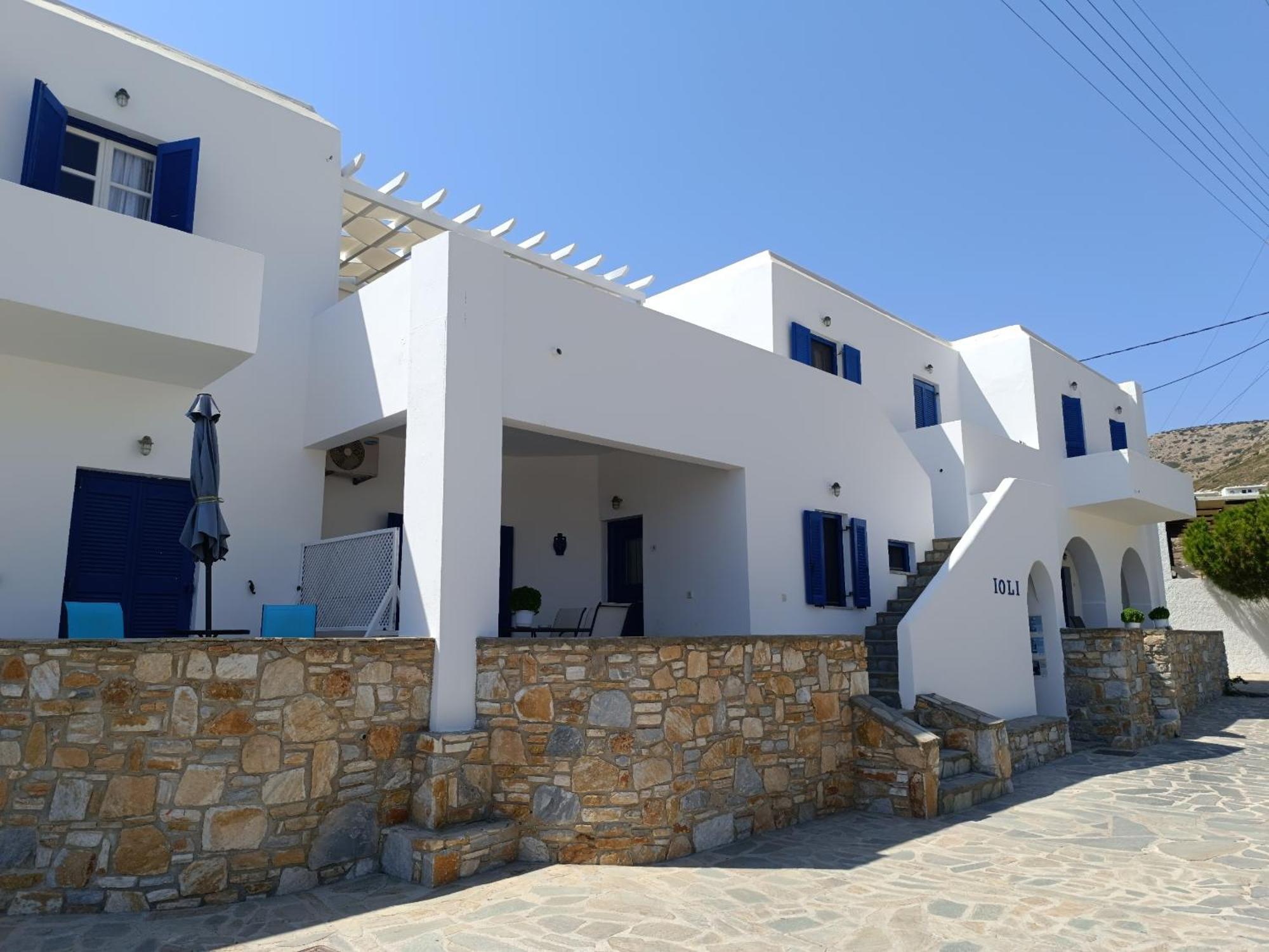 Ioli Apartments Alopronia Bagian luar foto