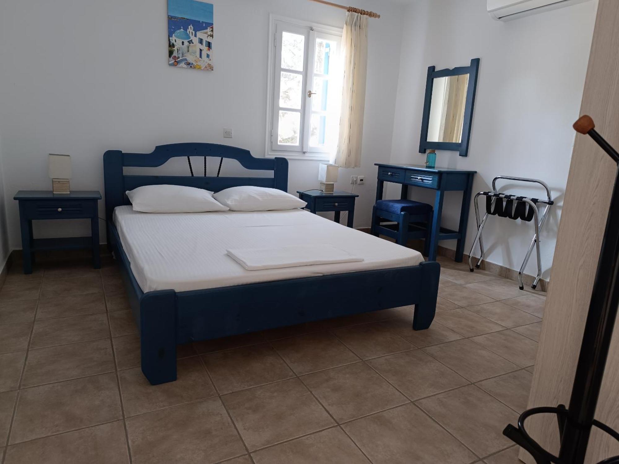 Ioli Apartments Alopronia Bagian luar foto
