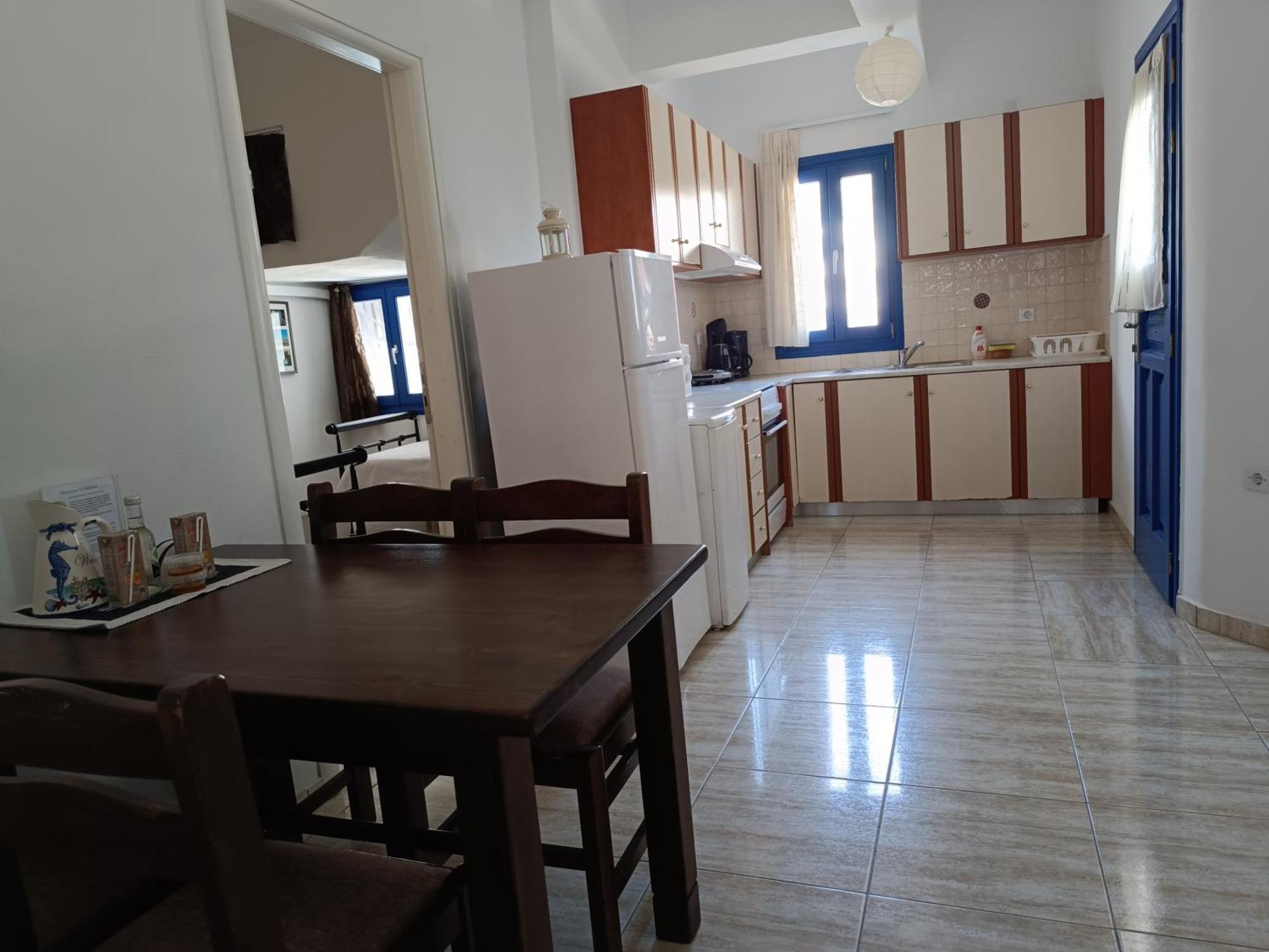 Ioli Apartments Alopronia Bagian luar foto